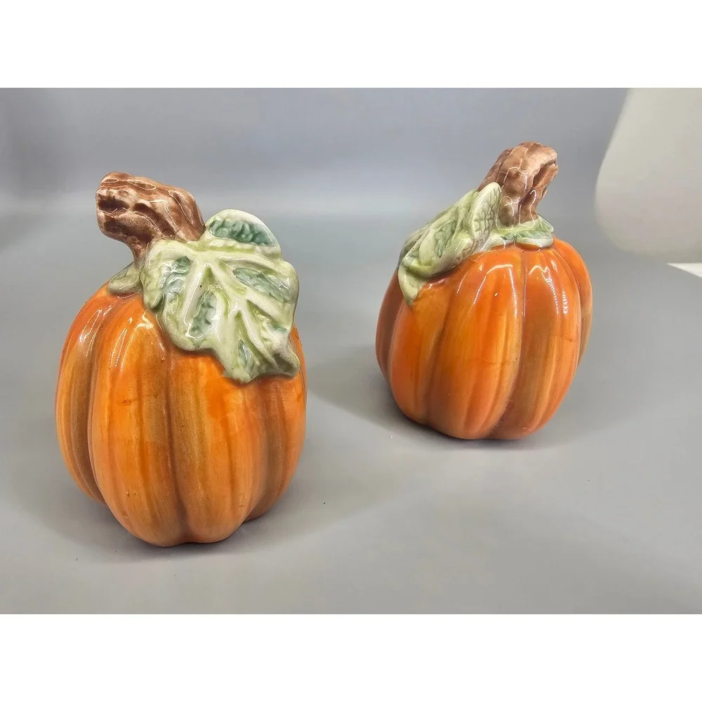 Vintage OCI 1988 Pumpkin Salt & Pepper Shakers Ceramic Fall Harvest Thanksgiving